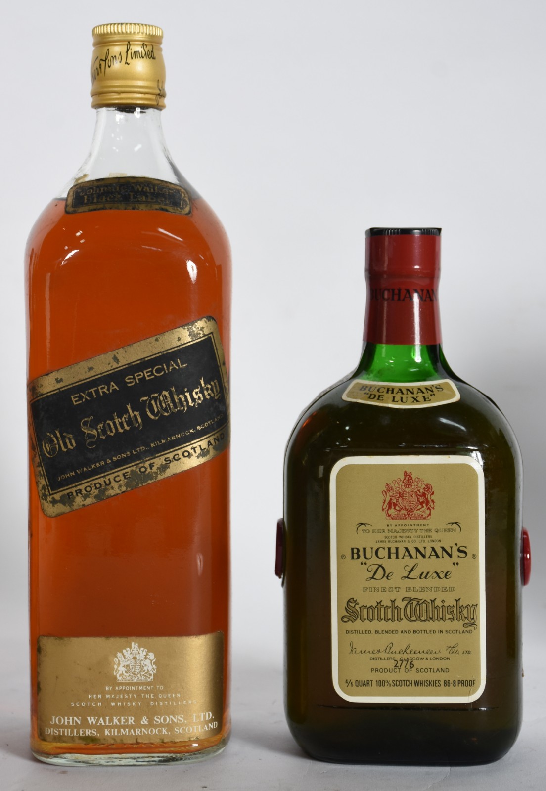 Quatro garrafas de Whisky sendo, 1 Black Label, 1 Chivas 1 Queen... - foto 4 de 5
