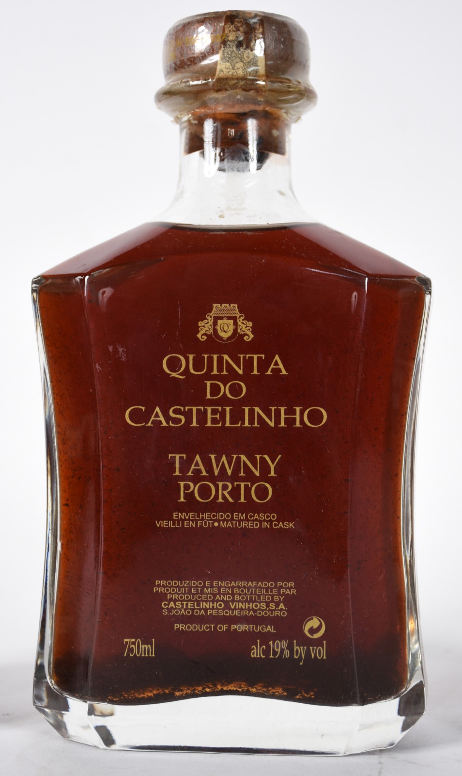 Três garrafas de vinho do Porto, sendo Niepoort, Quinta do Castelinho... - foto 3 de 7