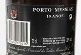 Três garrafas de vinho do Porto, sendo Porto 10... - Três garrafas de vinho do Porto, sendo Porto 10 anos Messias, Dow's e Oiro da Cepa Reserva particular de Antonio Barros de Souza .