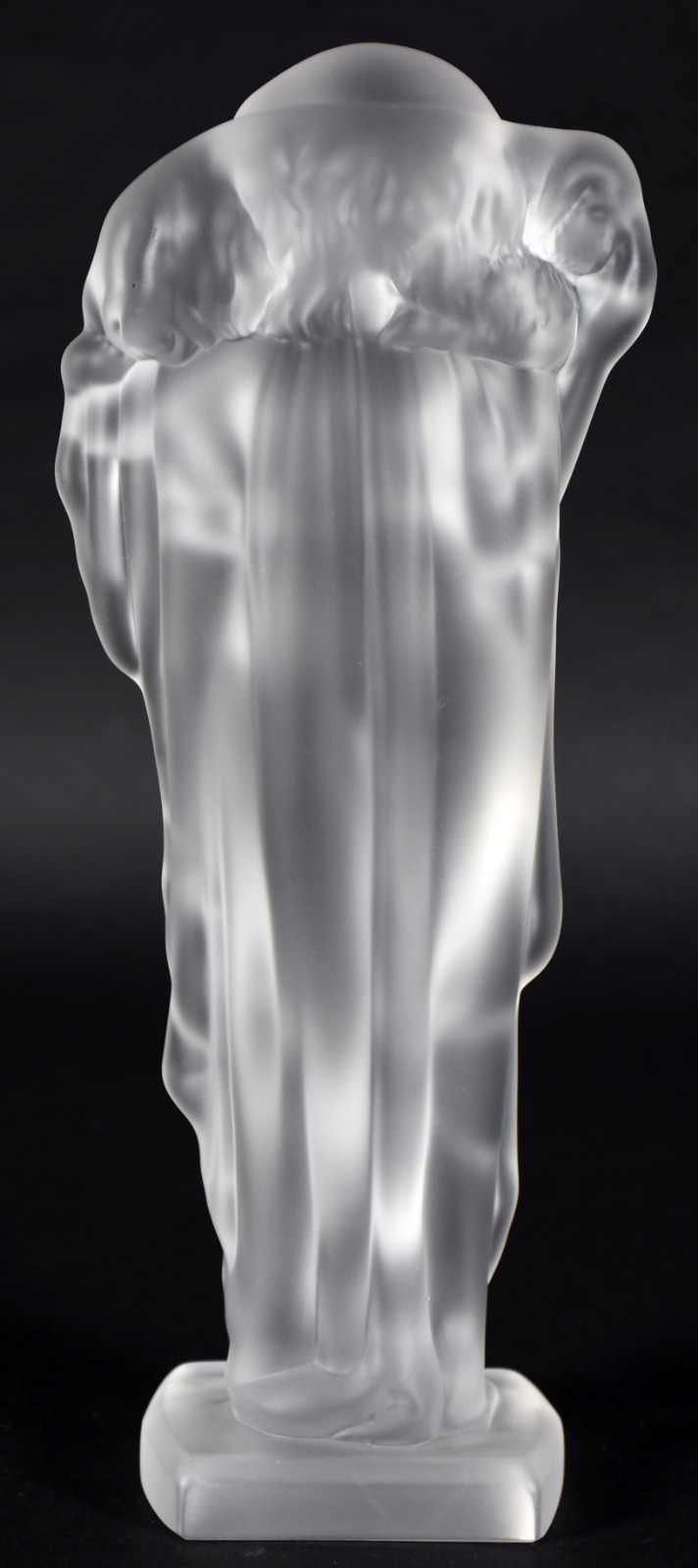 Escultura de cristal frances de Sevres representando mulher com... - foto 5 de 5