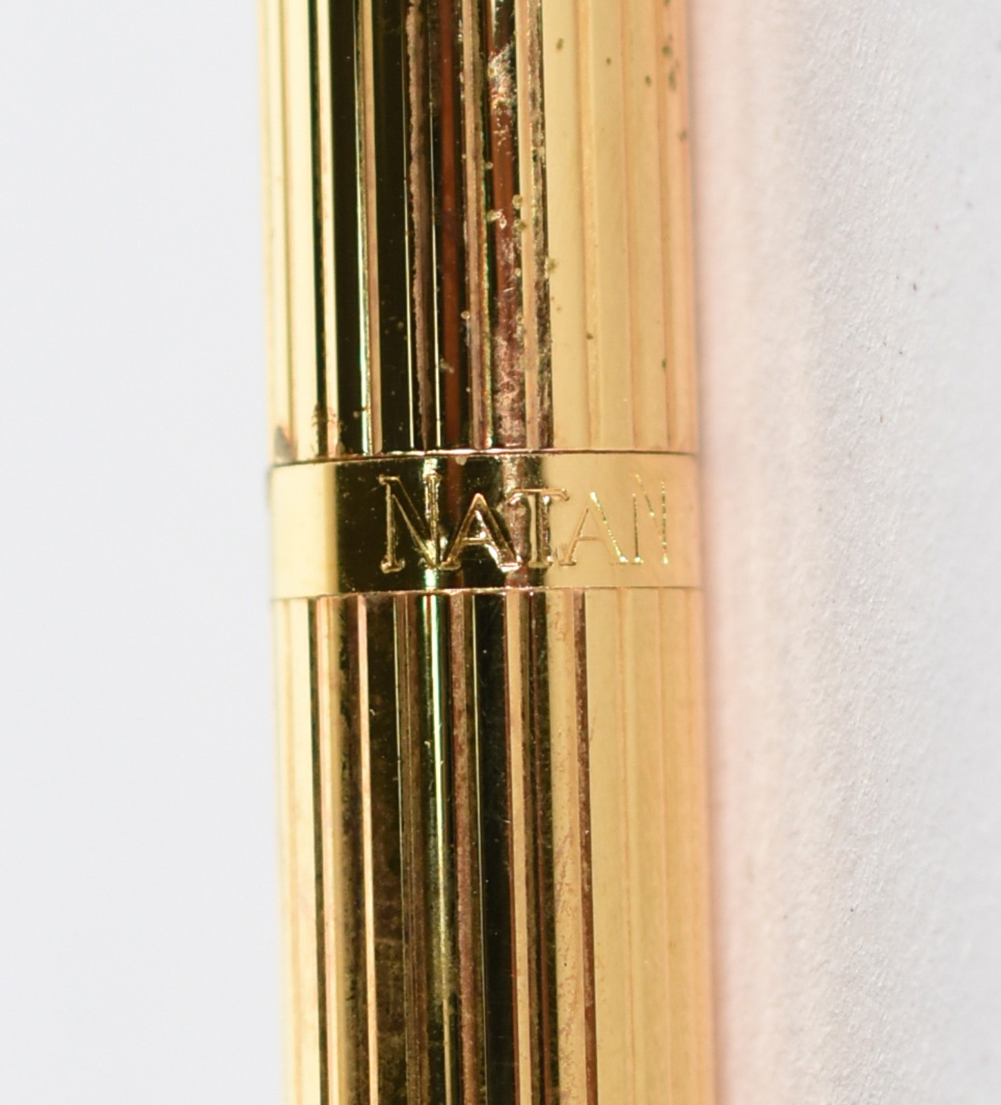 Caneta Natan de metal dourado, estojo adaptado. - foto 4 de 5