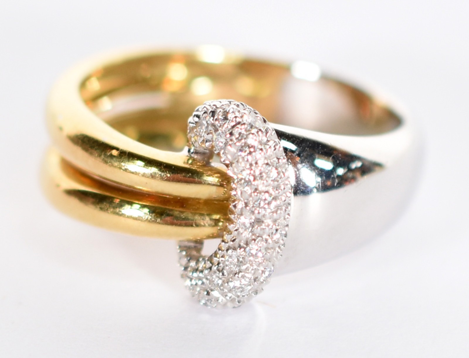 Anel duplo de ouro amarelo 18 k com ouro branco e diamantes... - foto 1 de 5