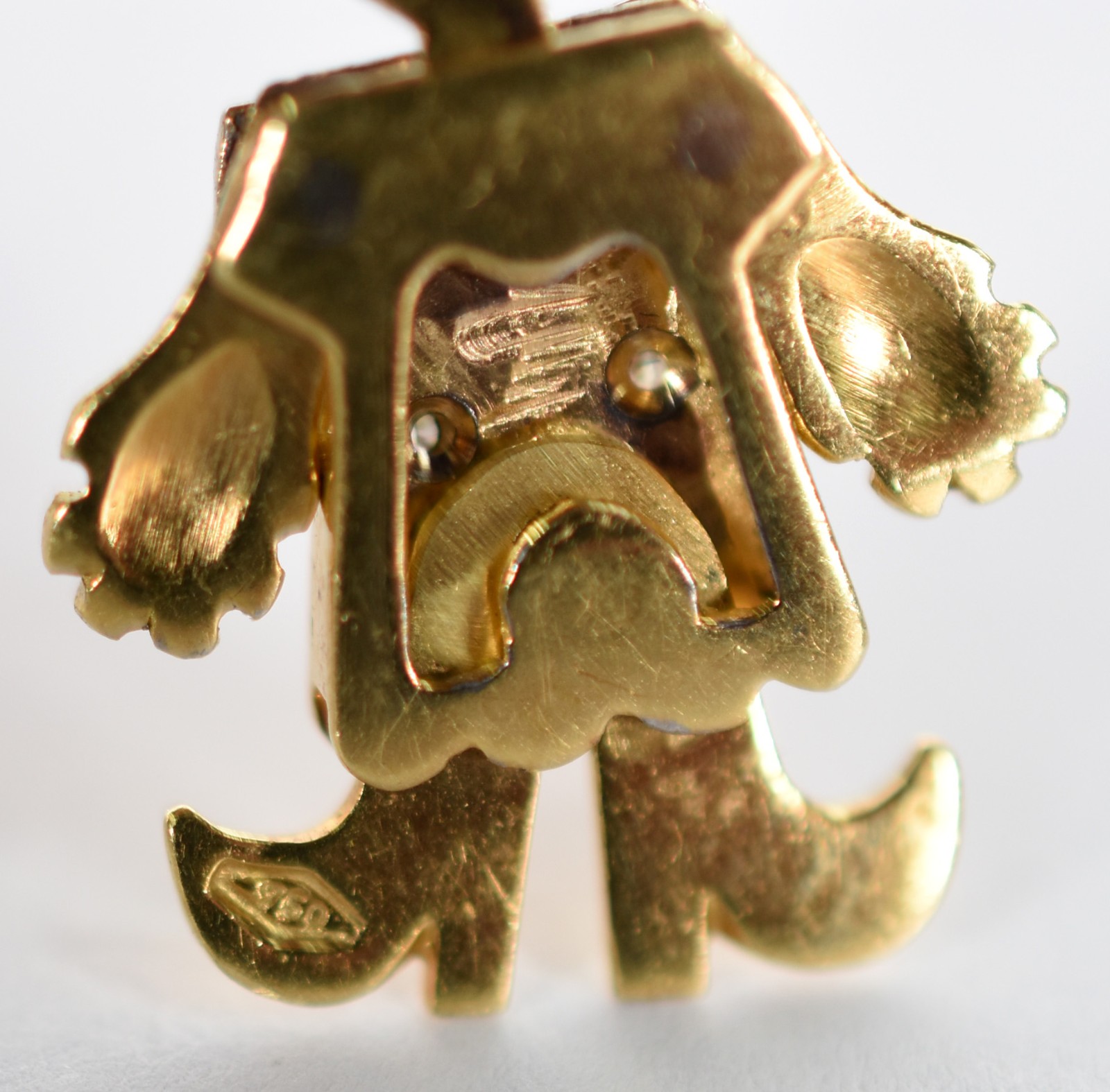 Conjunto composto de 2 peças de ouro amarelo 18 k, sendo um broche no... - foto 3 de 3