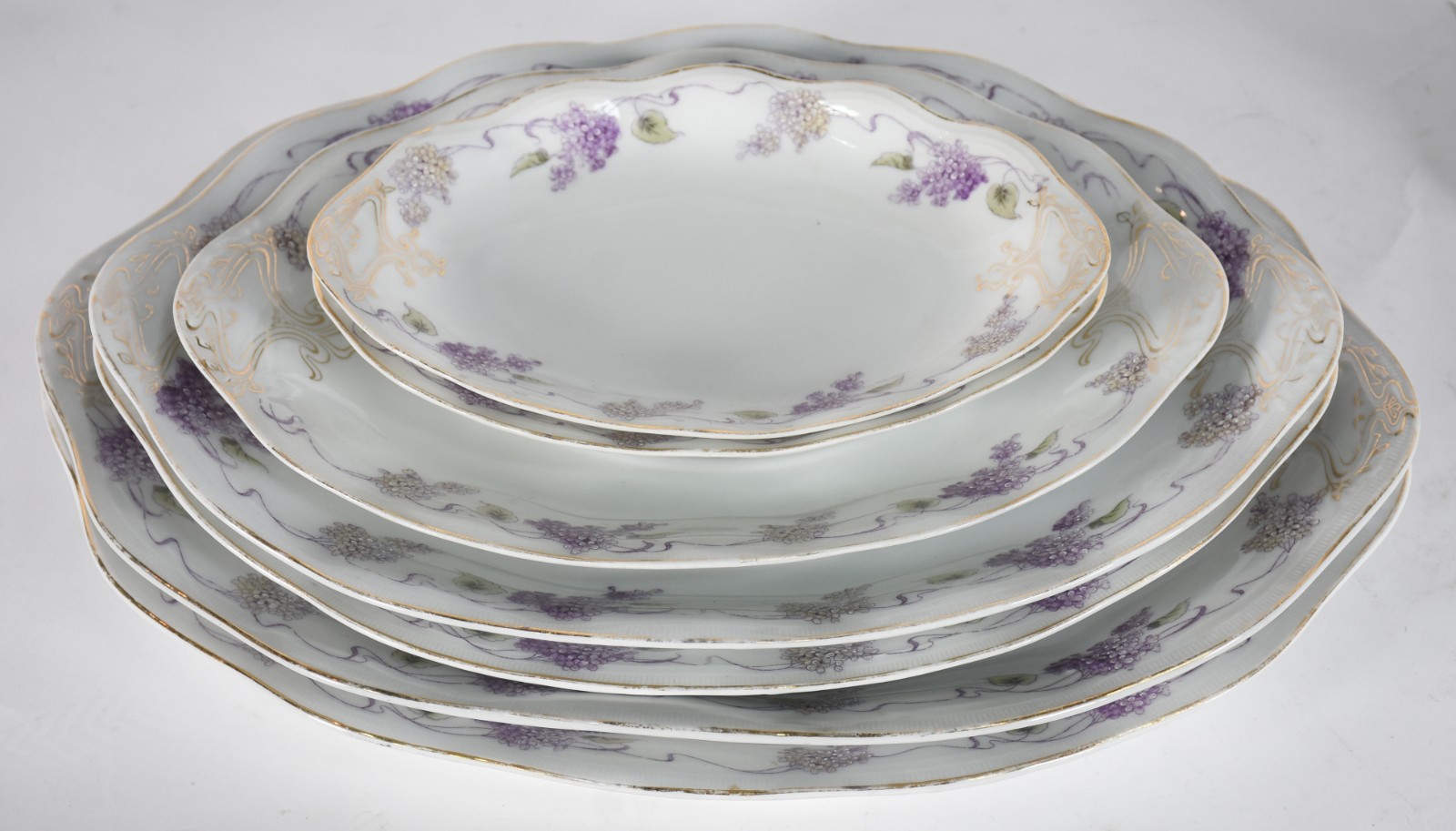 Aparelho de jantar de porcelana da Bavaria, ART NOUVEAU, composto de... - foto 5 de 8
