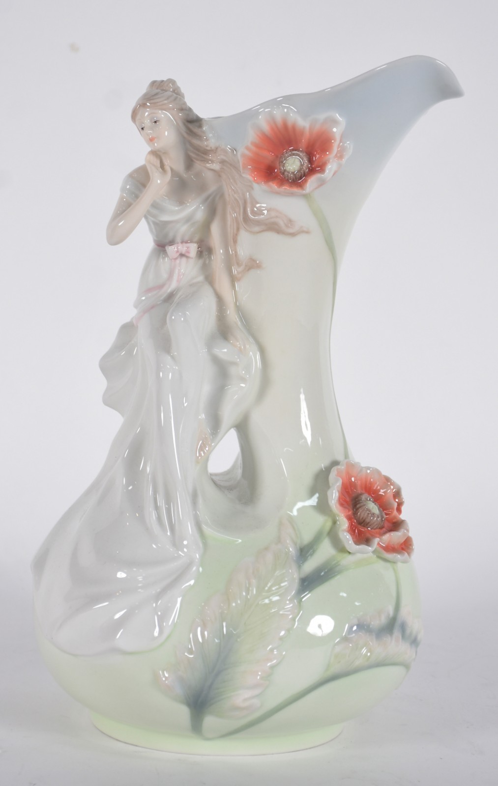 Jarra de porcelana estilo ART NOUVEAU com figura feminina e flores em... - foto 1 de 5