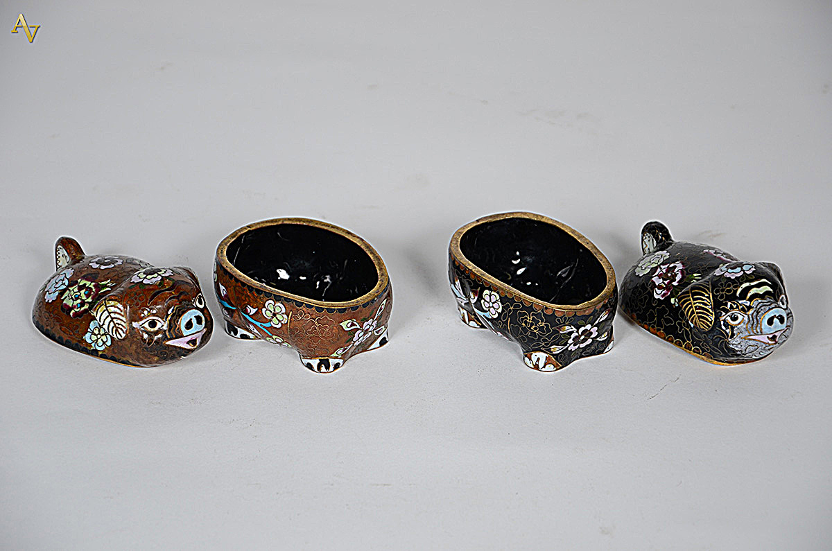 Par de caixas de cloisonne na forma de porco, alturas 8 cm. - foto 2 de 2