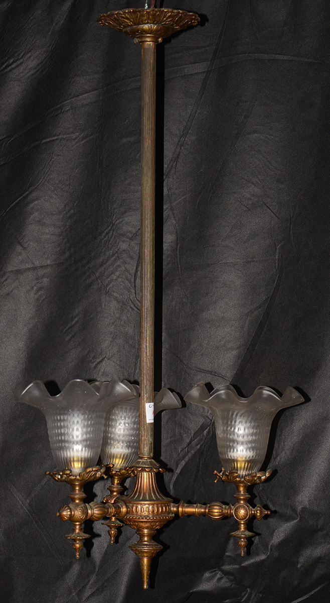 Lustre de bronze para três luzes com mangas foscas - Altura 83 cm