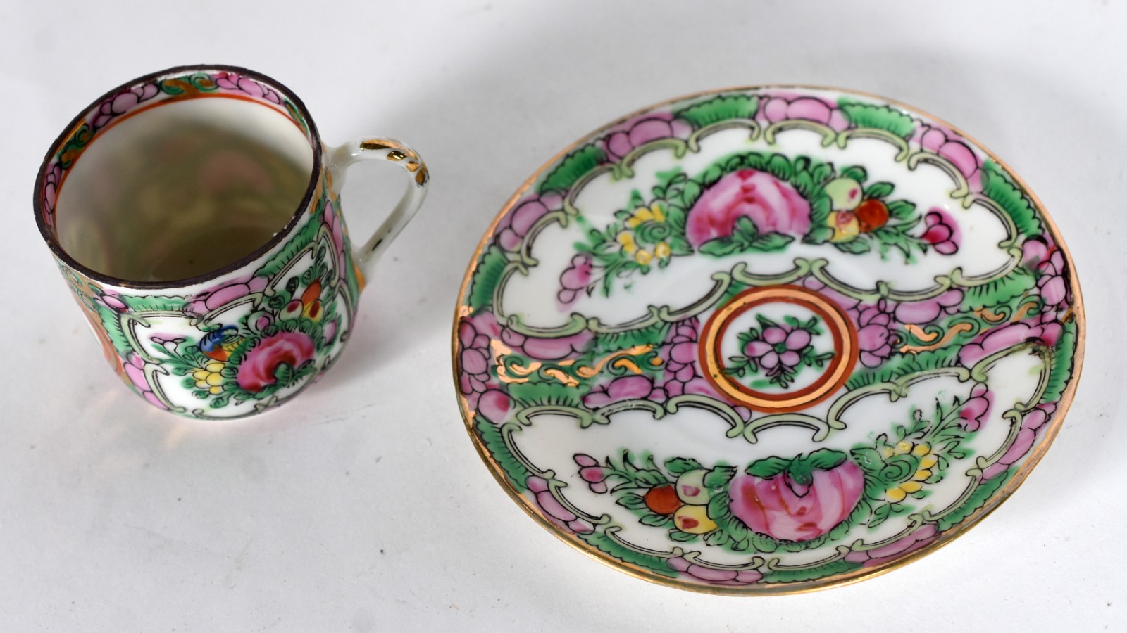 Onze xícaras de chá de porcelana oriental. - foto 3 de 4
