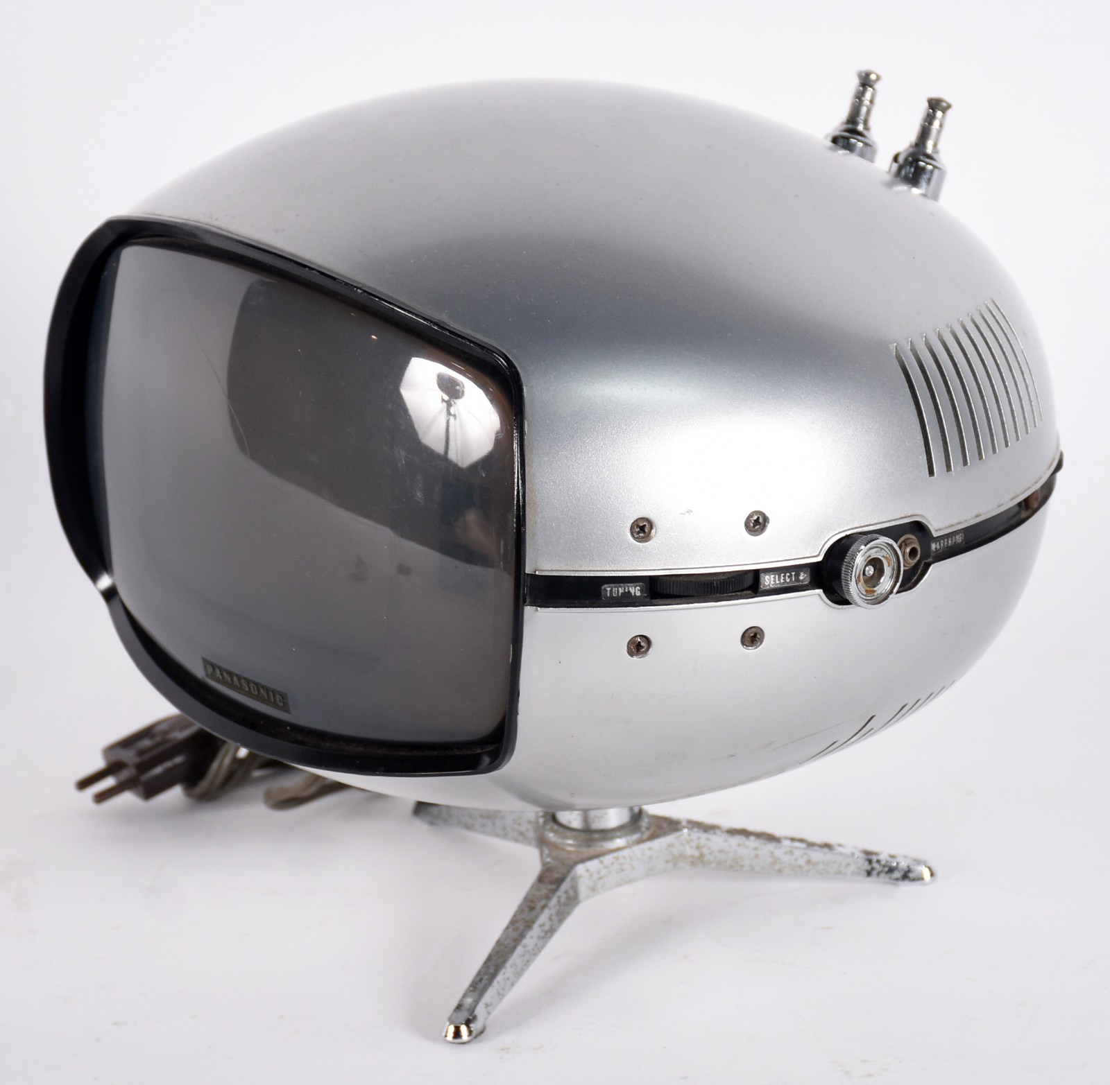 TV PANASONIC modelo TR - 005 'JETSONS' (funcionando). - foto 1 de 7