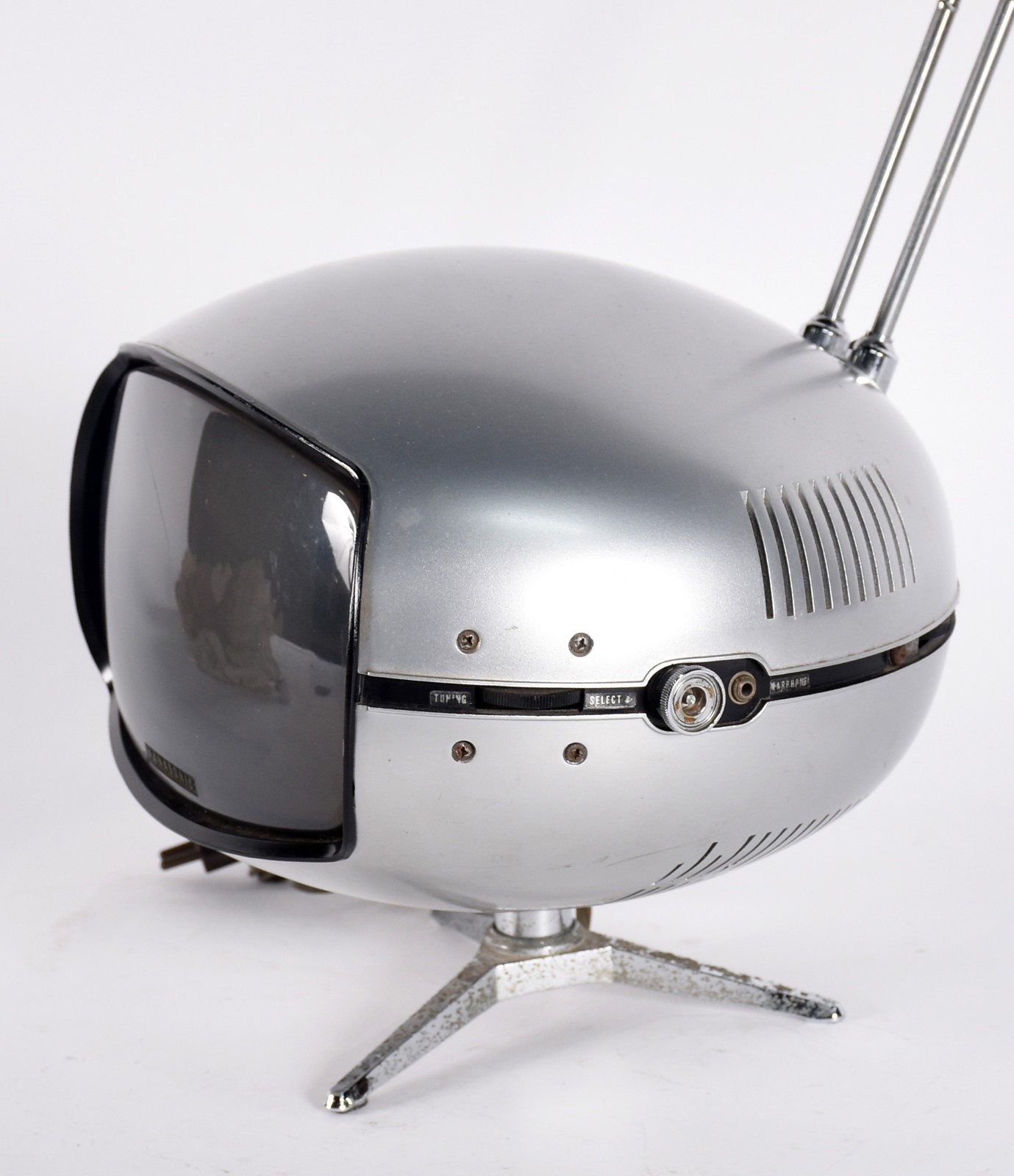 TV PANASONIC modelo TR - 005 'JETSONS' (funcionando). - foto 4 de 7