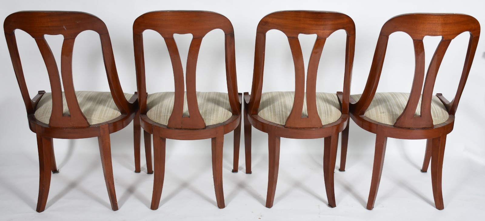 Conjunto de mesa de jogo com 4 cadeiras de madeira nobre, tampo... - foto 6 de 7