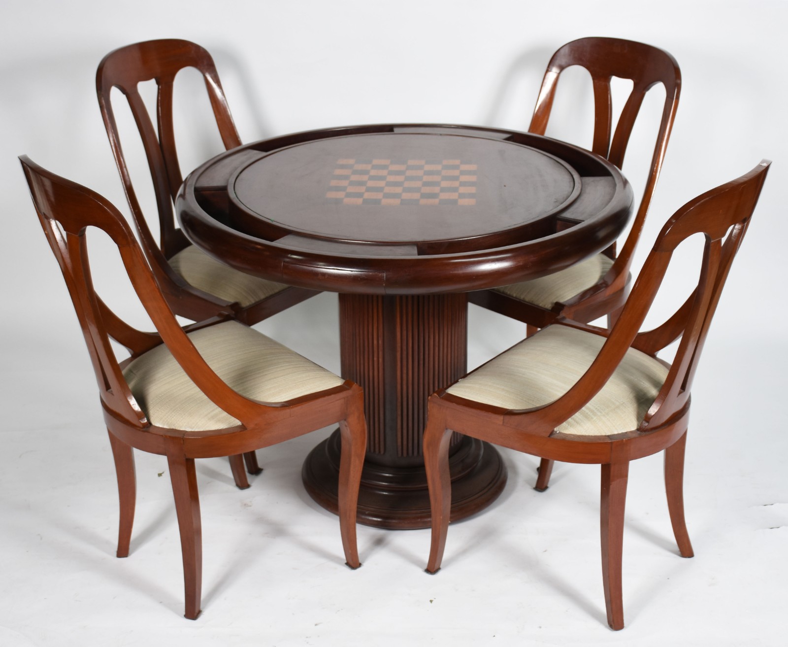Conjunto de mesa de jogo com 4 cadeiras de madeira nobre, tampo... - foto 1 de 7