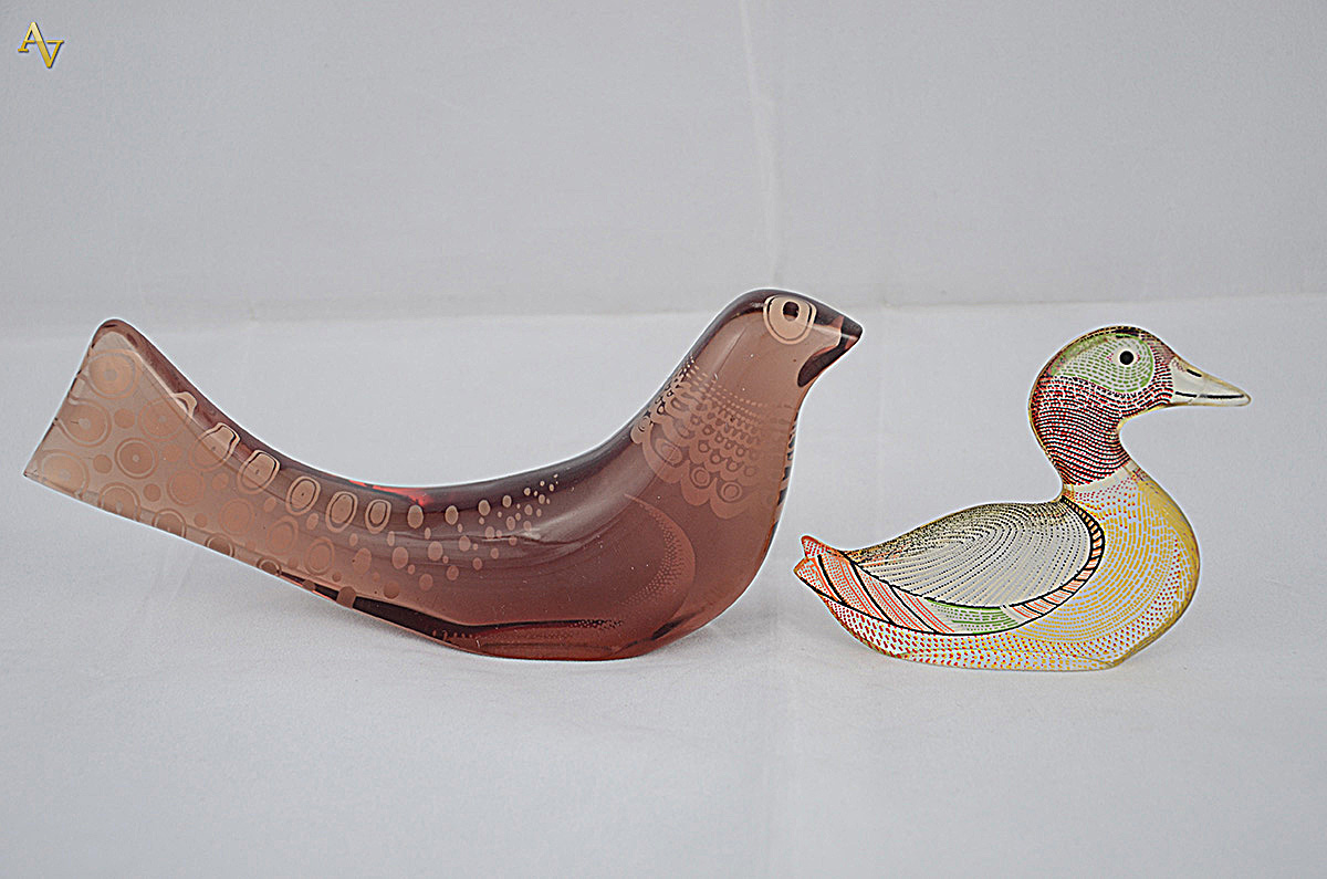 PALATNIK - Dois pássaros de resina de poliester - Medidas 11 x 8,5 cm...