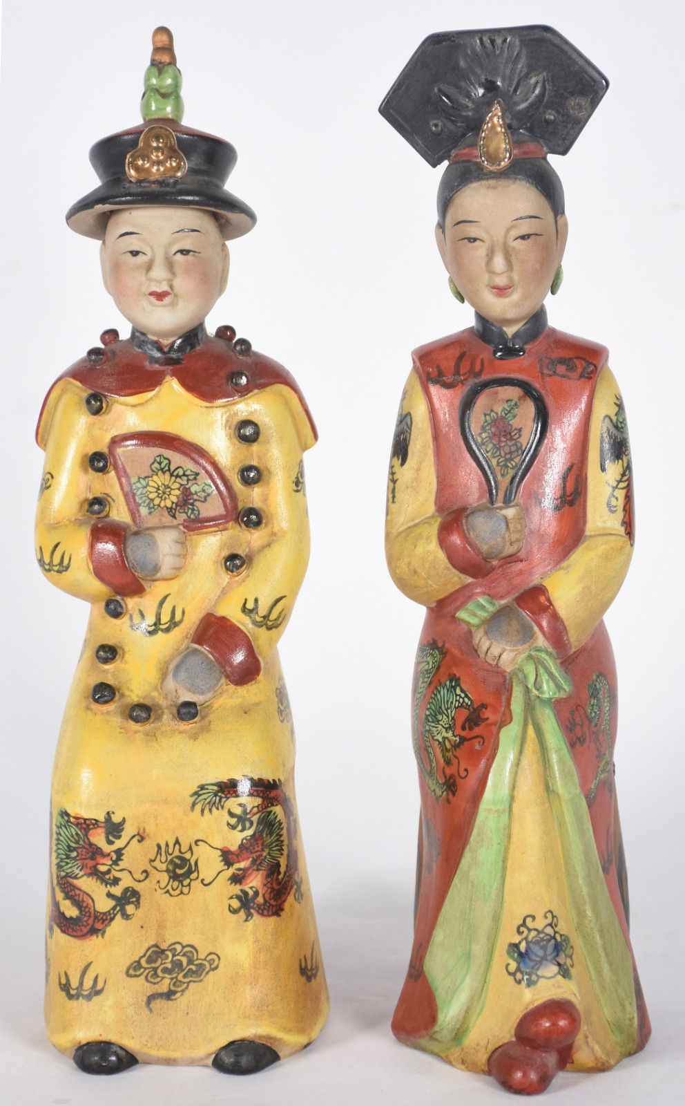 Par de estatuetas de cerâmica oriental policromada. - foto 1 de 4