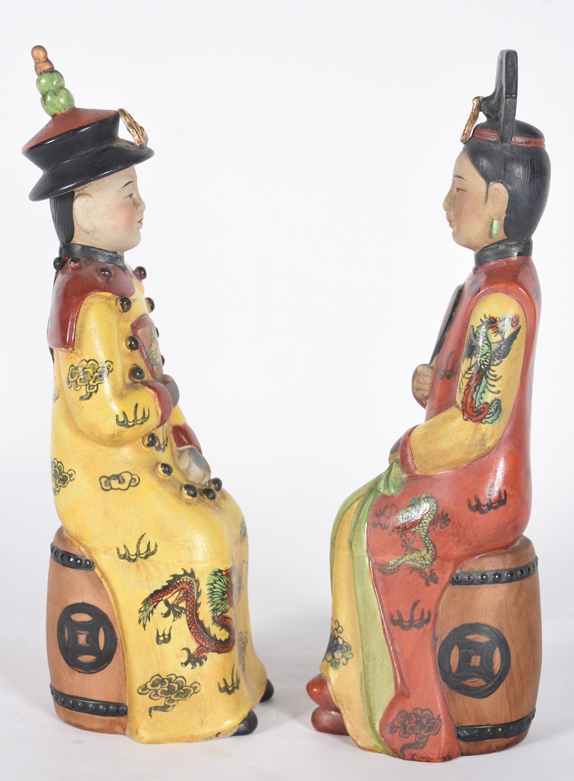 Par de estatuetas de cerâmica oriental policromada. - foto 3 de 4
