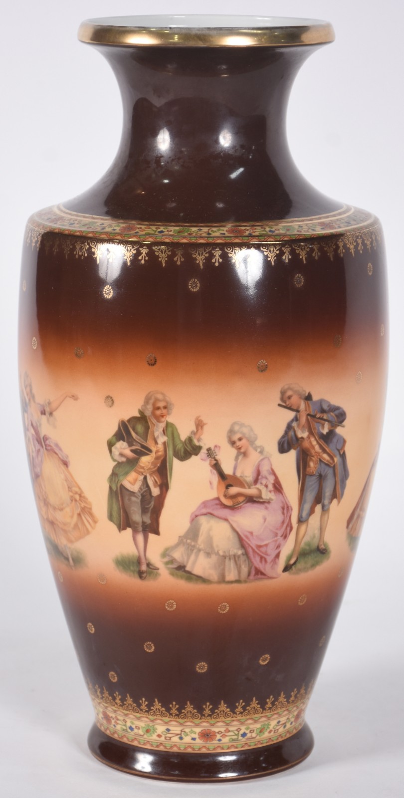 Vaso de porcelana tcheca Royal EPIAG, fundo marrom com cenas... - foto 2 de 5