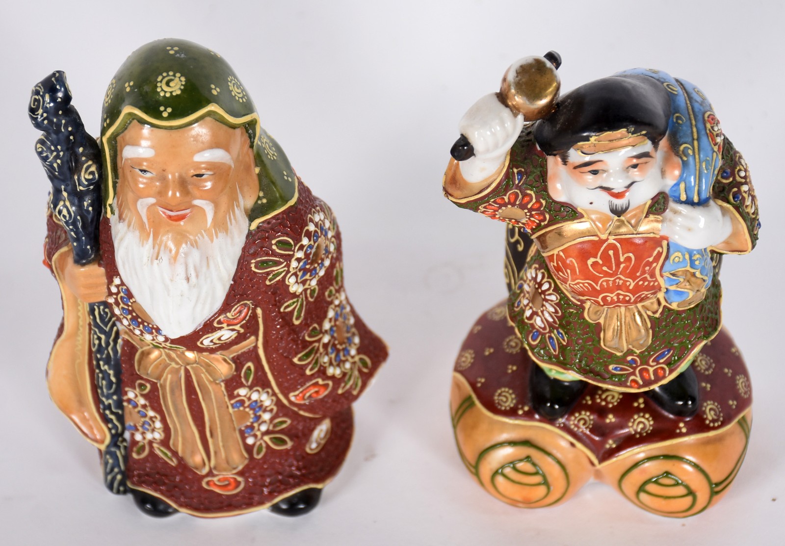Duas estatuetas de faiança de Satzuma "Kutani". - foto 2 de 5