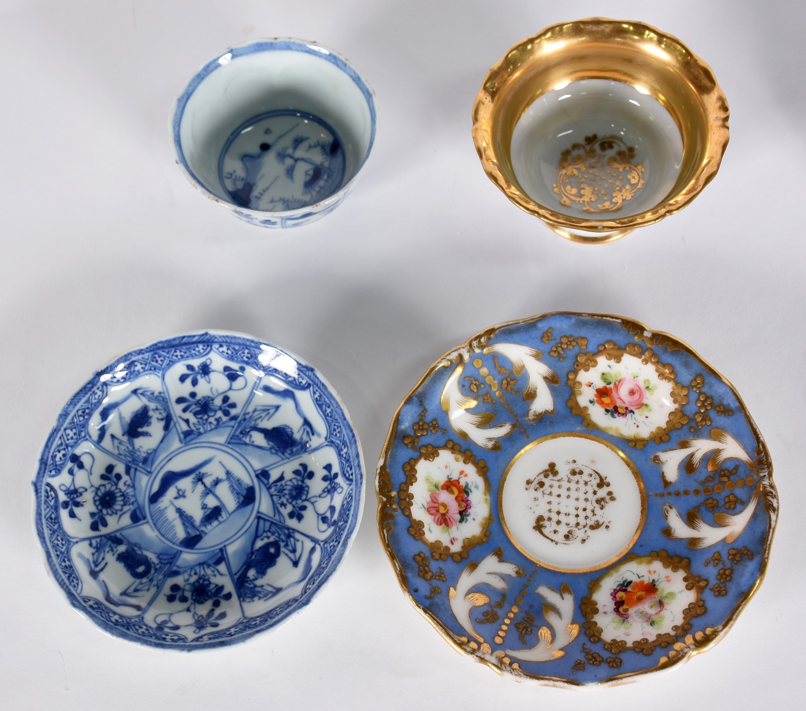 Cinco peças de porcelana sendo cremeira Alemã, pote para sopa com... - foto 3 de 7