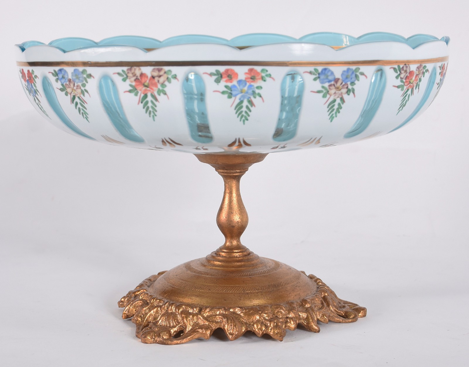 Fruteira com base de metal dourado, prato em cristal overlay azul e... - foto 2 de 4