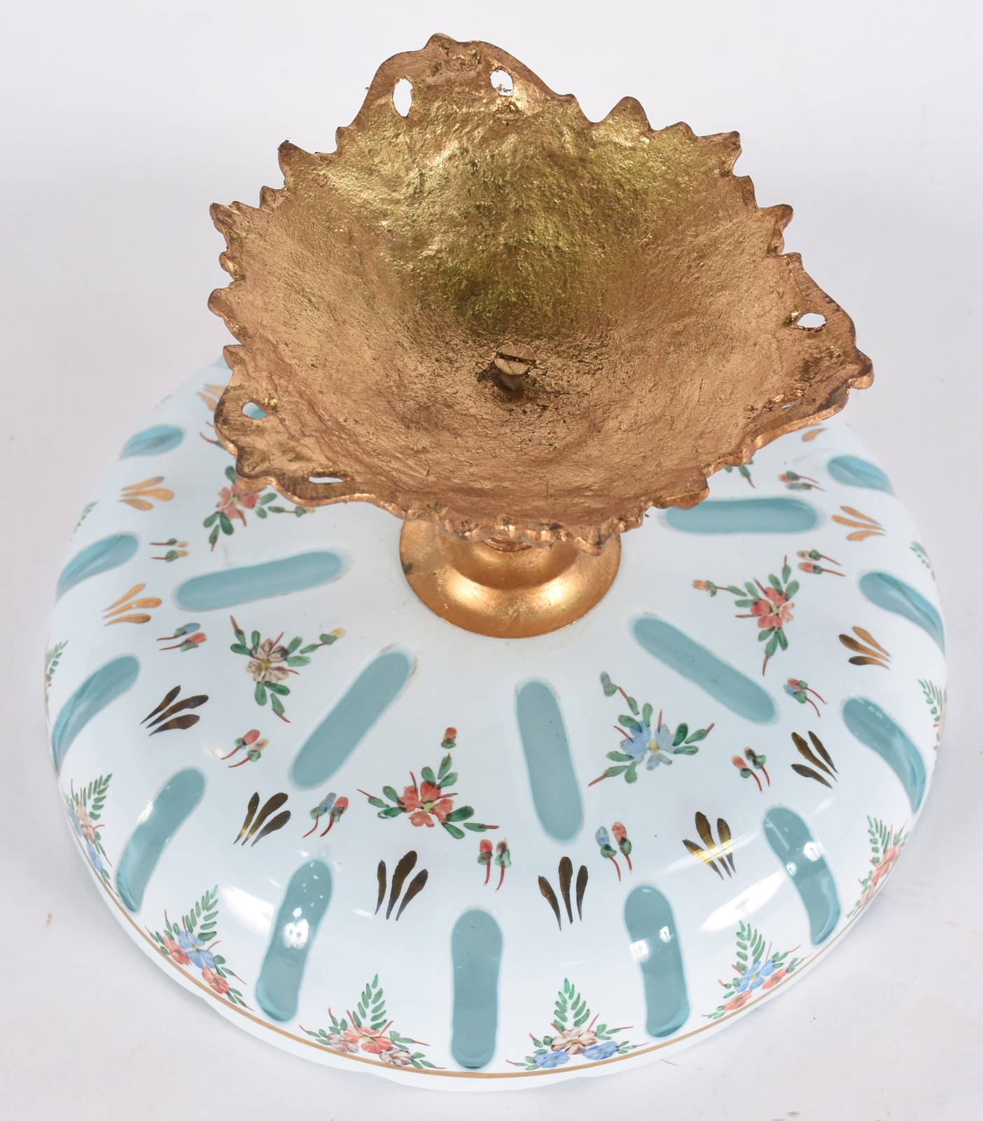 Fruteira com base de metal dourado, prato em cristal overlay azul e... - foto 4 de 4