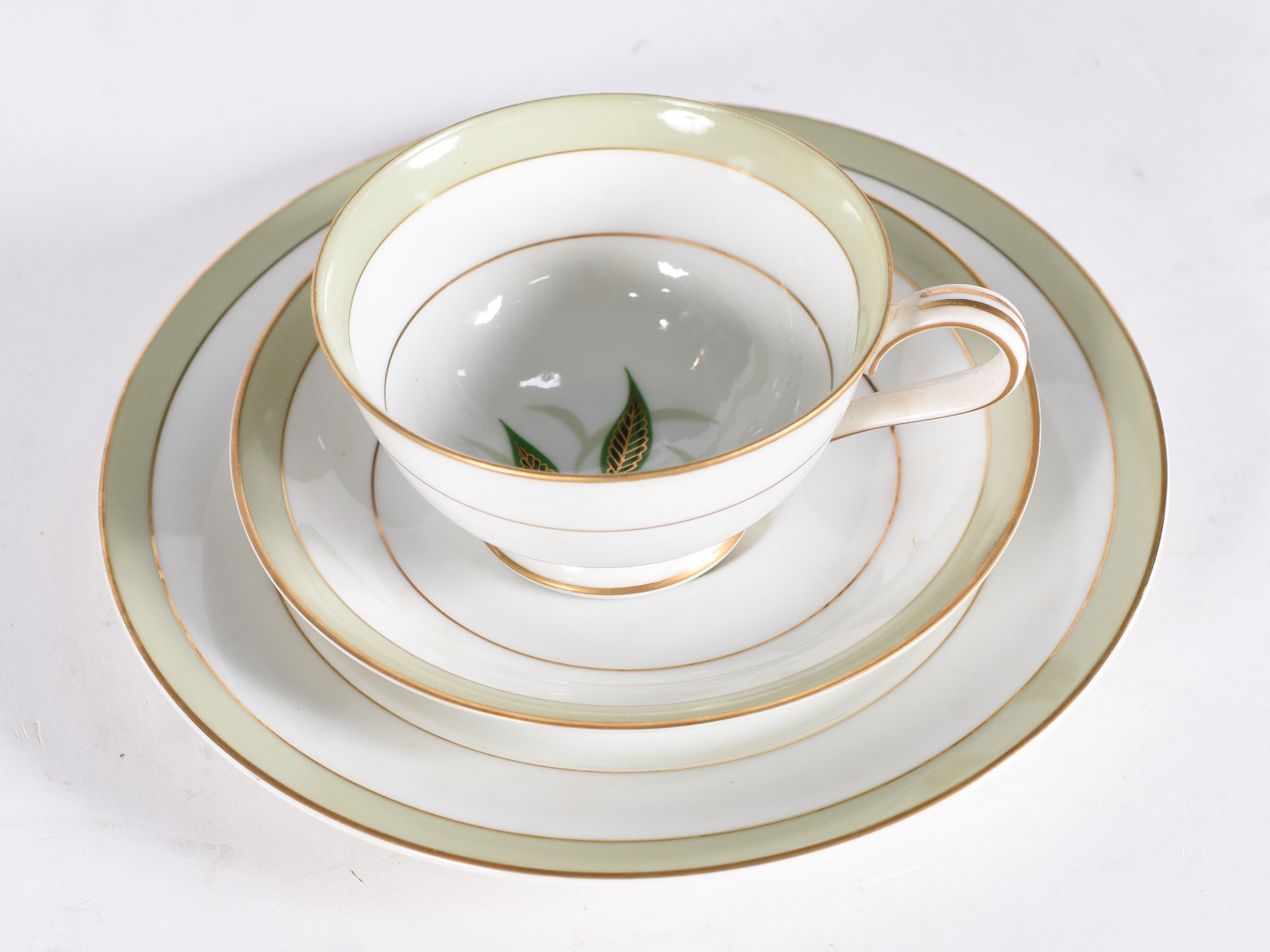 Serviço de chá de porcelana Noritake composto de 6 xícaras com pires... - foto 4 de 5