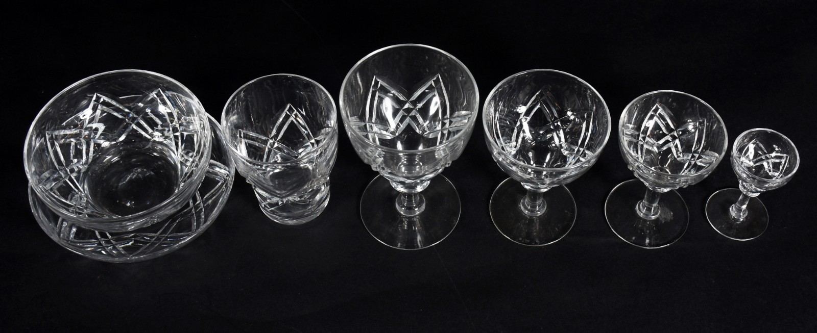 Serviço de taças de cristal RICHARDSON BRITISH inglês lapidado... - foto 2 de 4