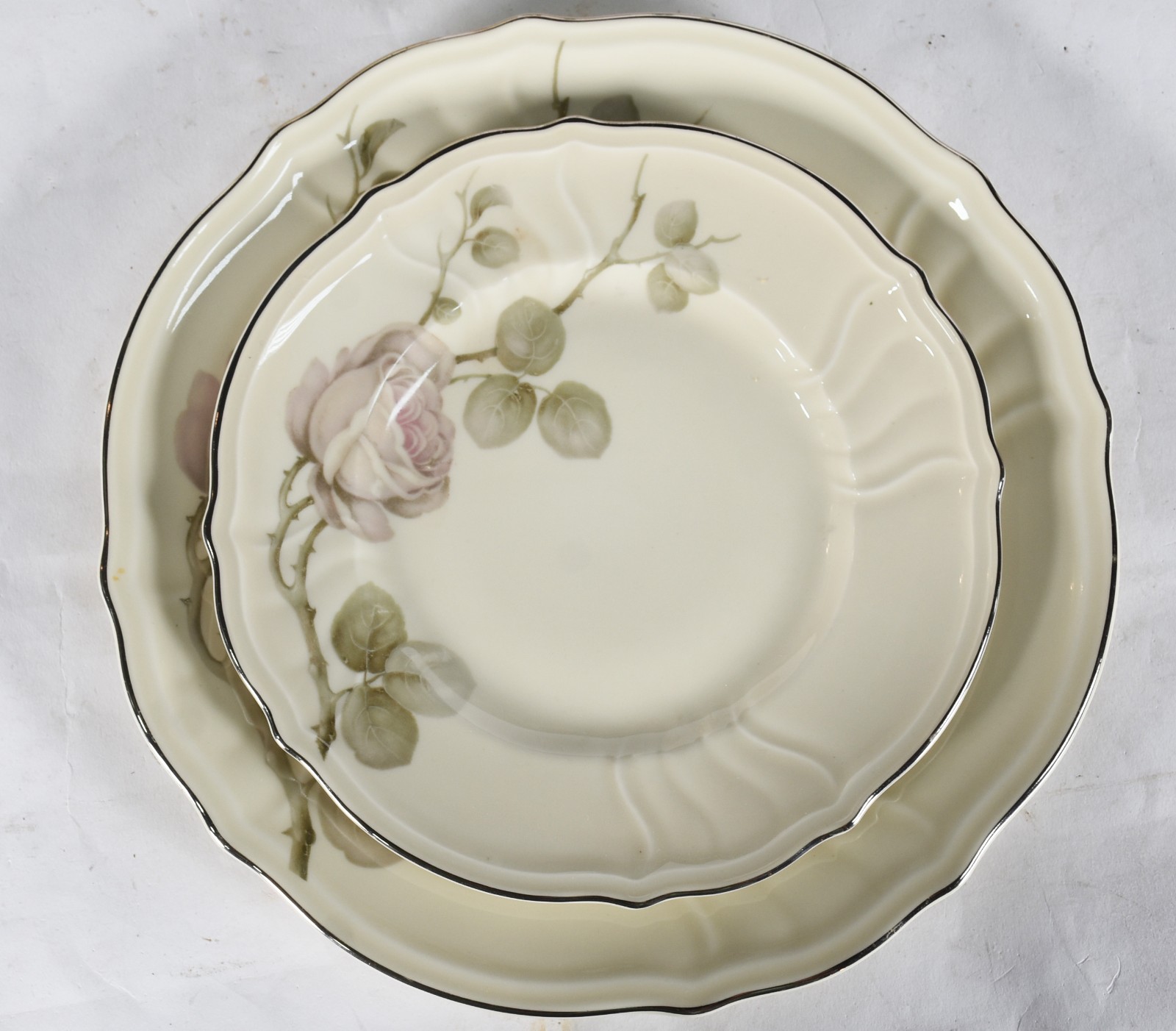 Aparelho de jantar, chá e café de porcelana alemã Rosenthal composto... - foto 4 de 8