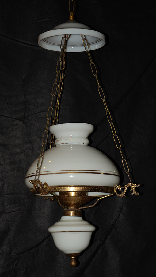 Lanterna de opalina branca - Altura 72 cm