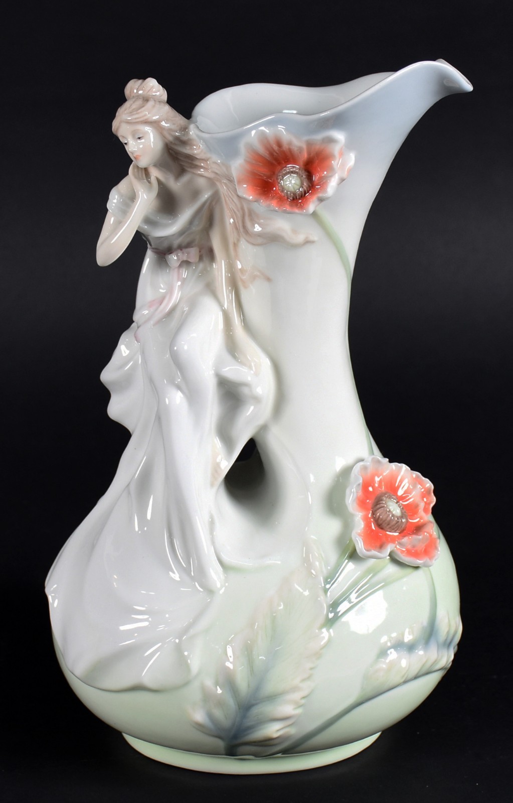 Vaso de porcelana americana no estilo Art Nouveau com figura feminina... - foto 1 de 5