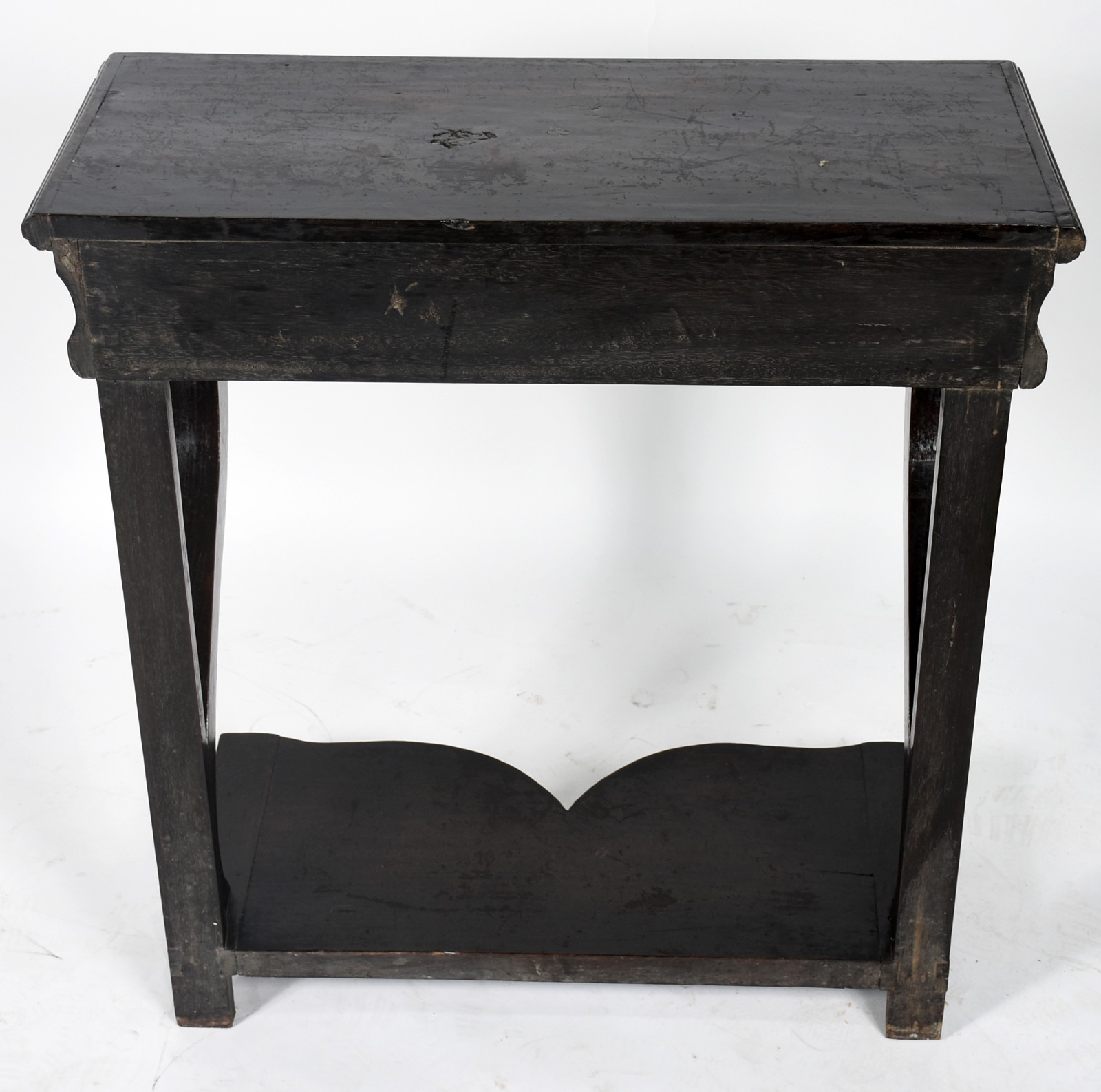 Console de madeira nobre, uma gaveta, pernas frontais arqueadas... - foto 2 de 5