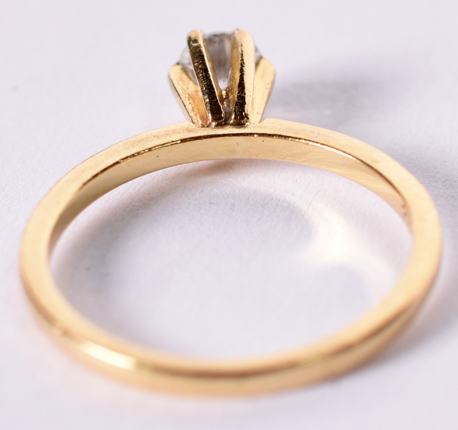 Solitário de ouro branco com um brilhante de 0,25 ct (Por motivos de... - foto 4 de 4
