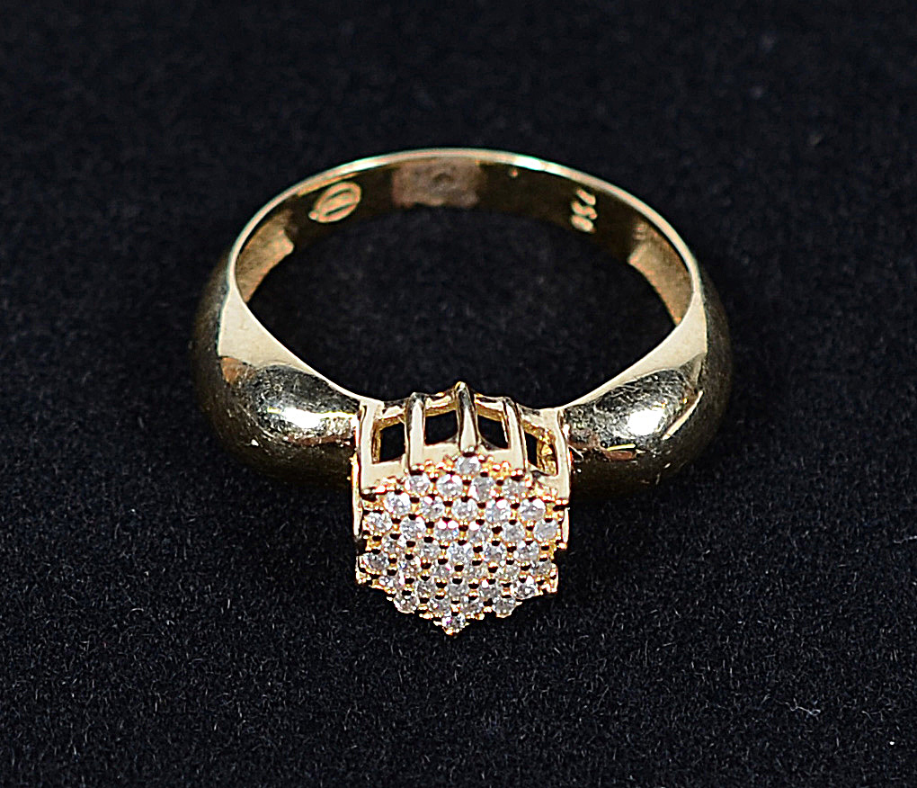 Anel de ouro 18 k com aproximadamente 1,50 cts de brilhantes - 4,3 g... - foto 2 de 2