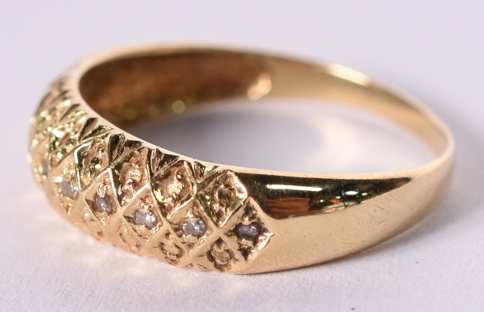 Anel de ouro contrastado 750 com 32 brilhantes, aro 17 (Por motivos... - foto 2 de 5