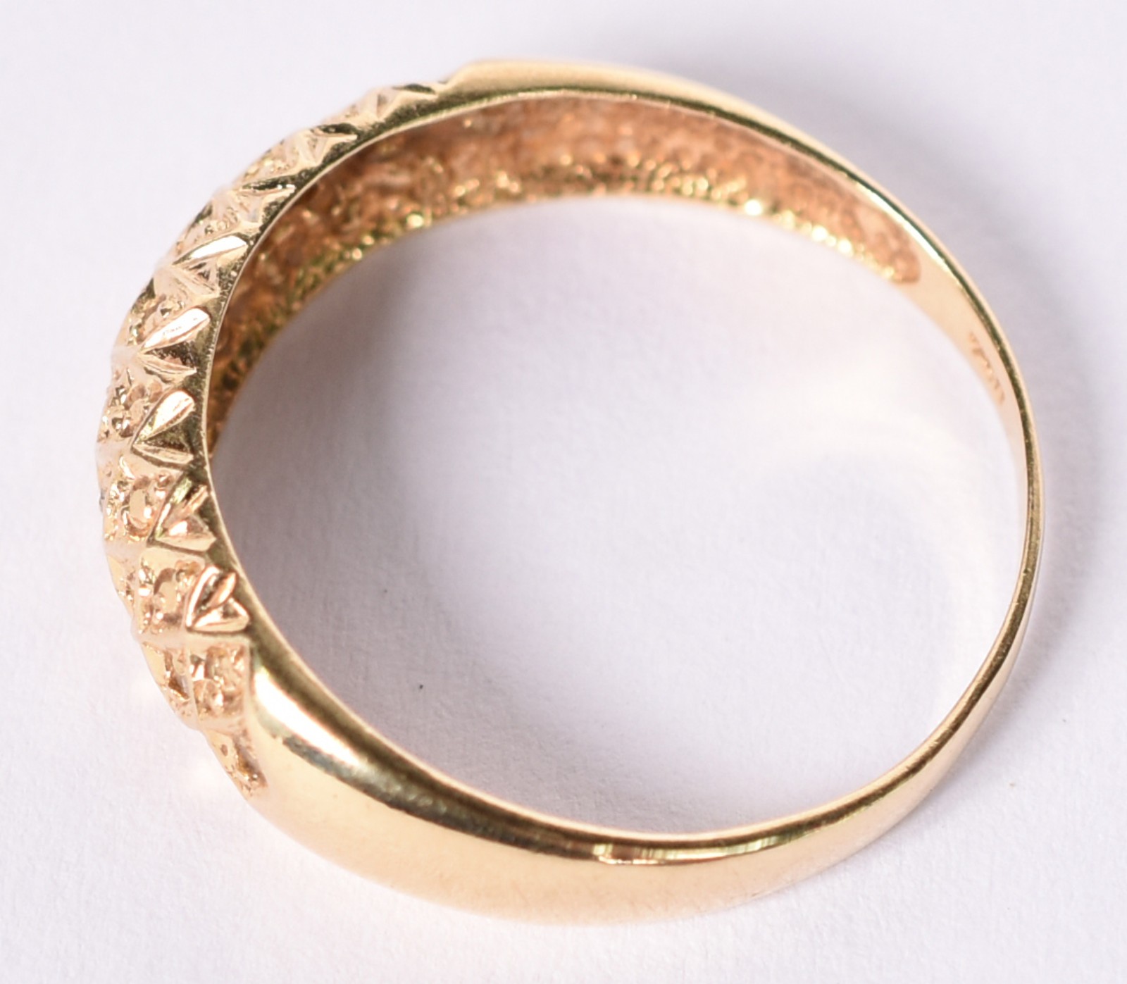 Anel de ouro contrastado 750 com 32 brilhantes, aro 17 (Por motivos... - foto 4 de 5