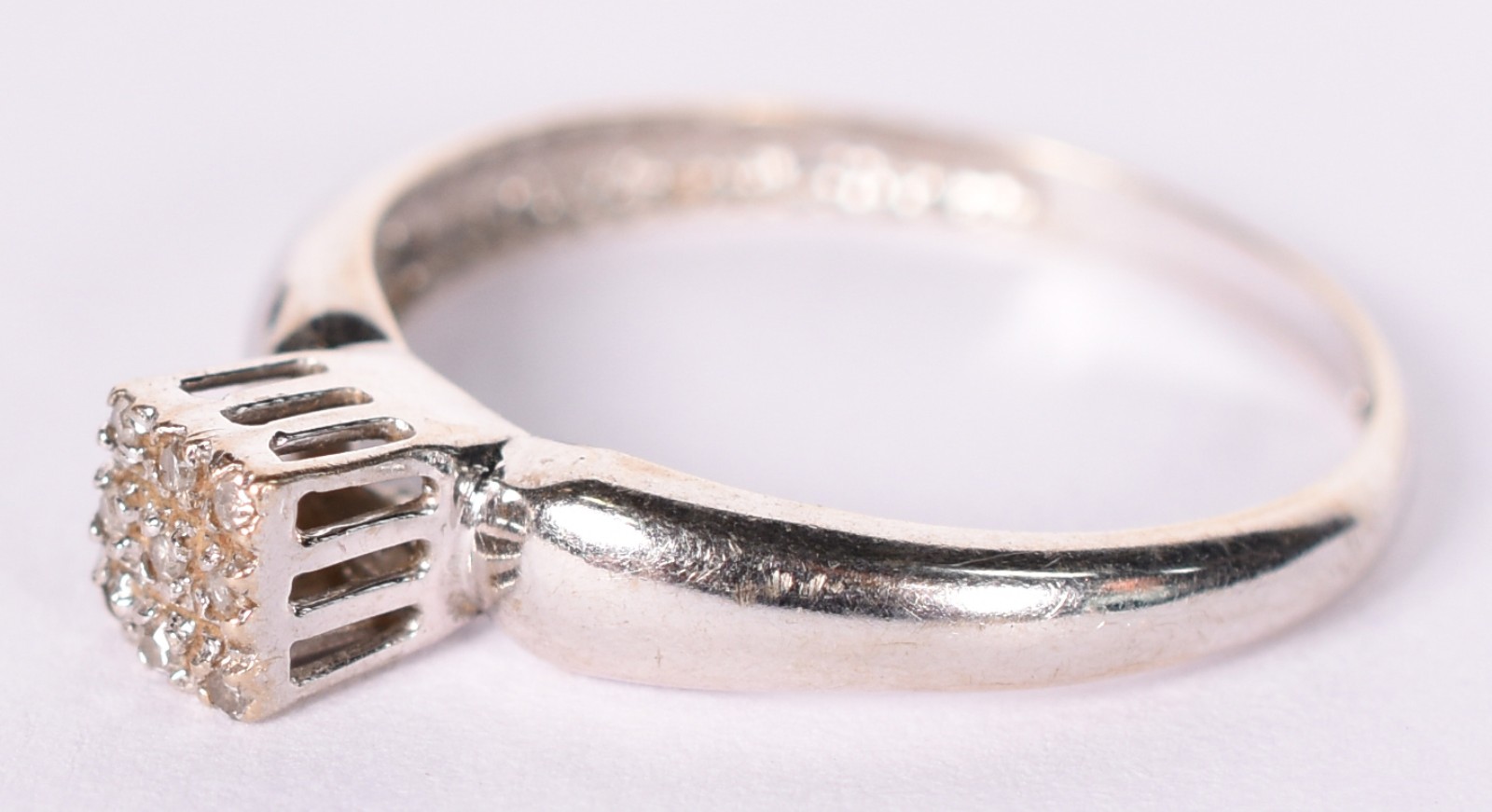 Anel de ouro branco feitio chuveiro com brilhantes, aro 18 (Por... - foto 2 de 4
