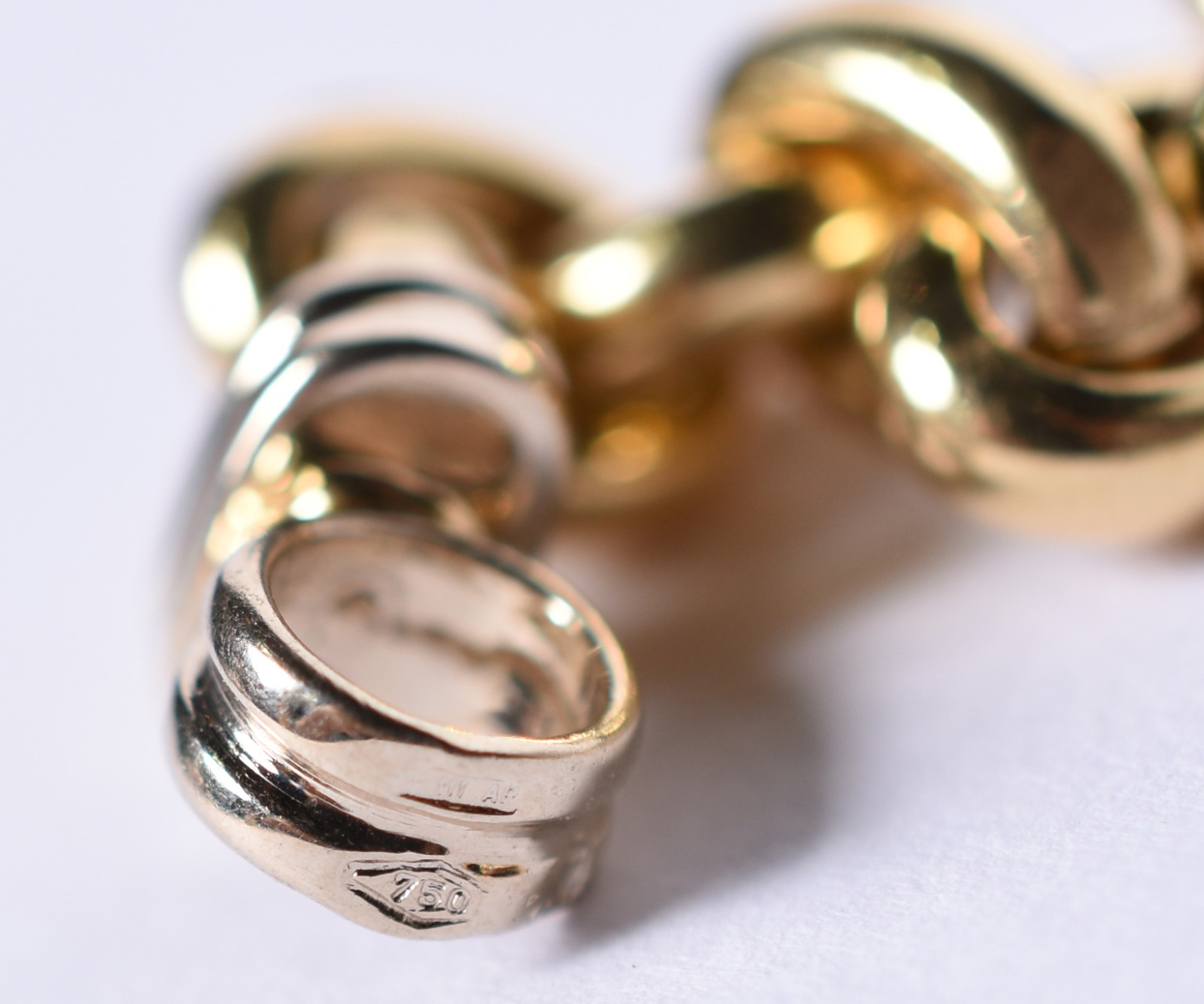 Pulseira em ouro 18 k contraste 750 com élos portugueses com fecho... - foto 4 de 4