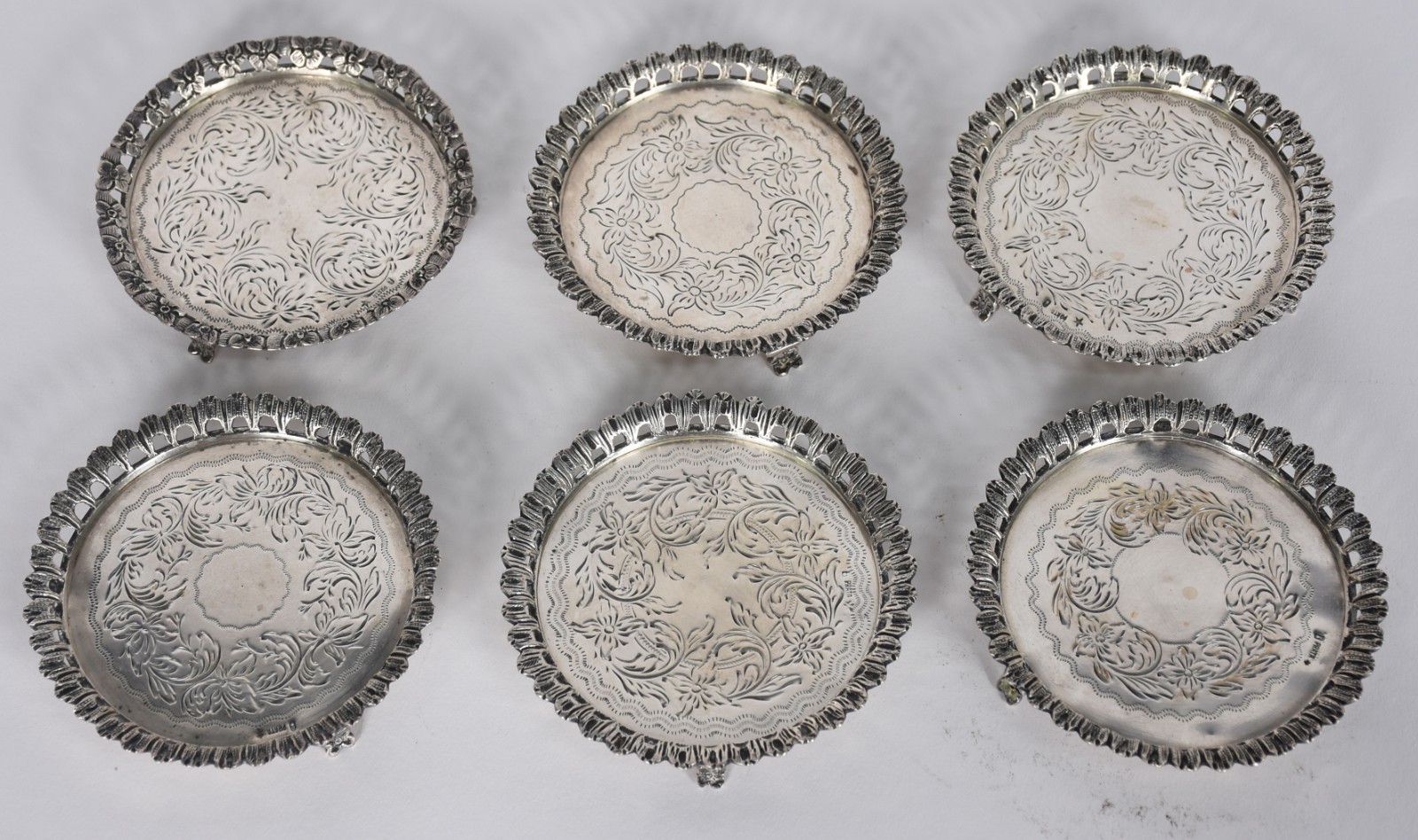 Seis pequenas salvas de prata brasileira contrastadas. peso 300 g... - foto 1 de 4