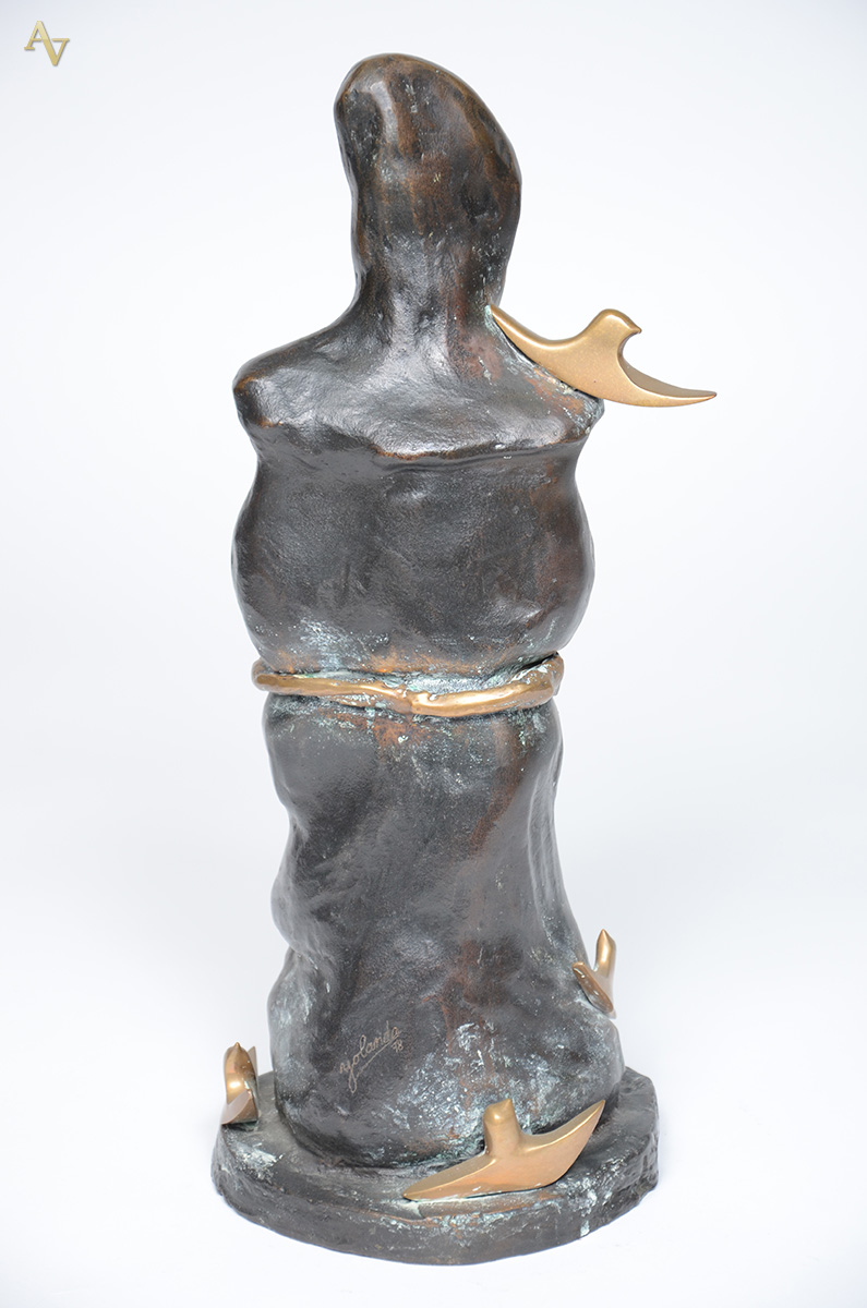 Escultura de bronze representando São Francisco. Altura 43 cm. - foto 2 de 3