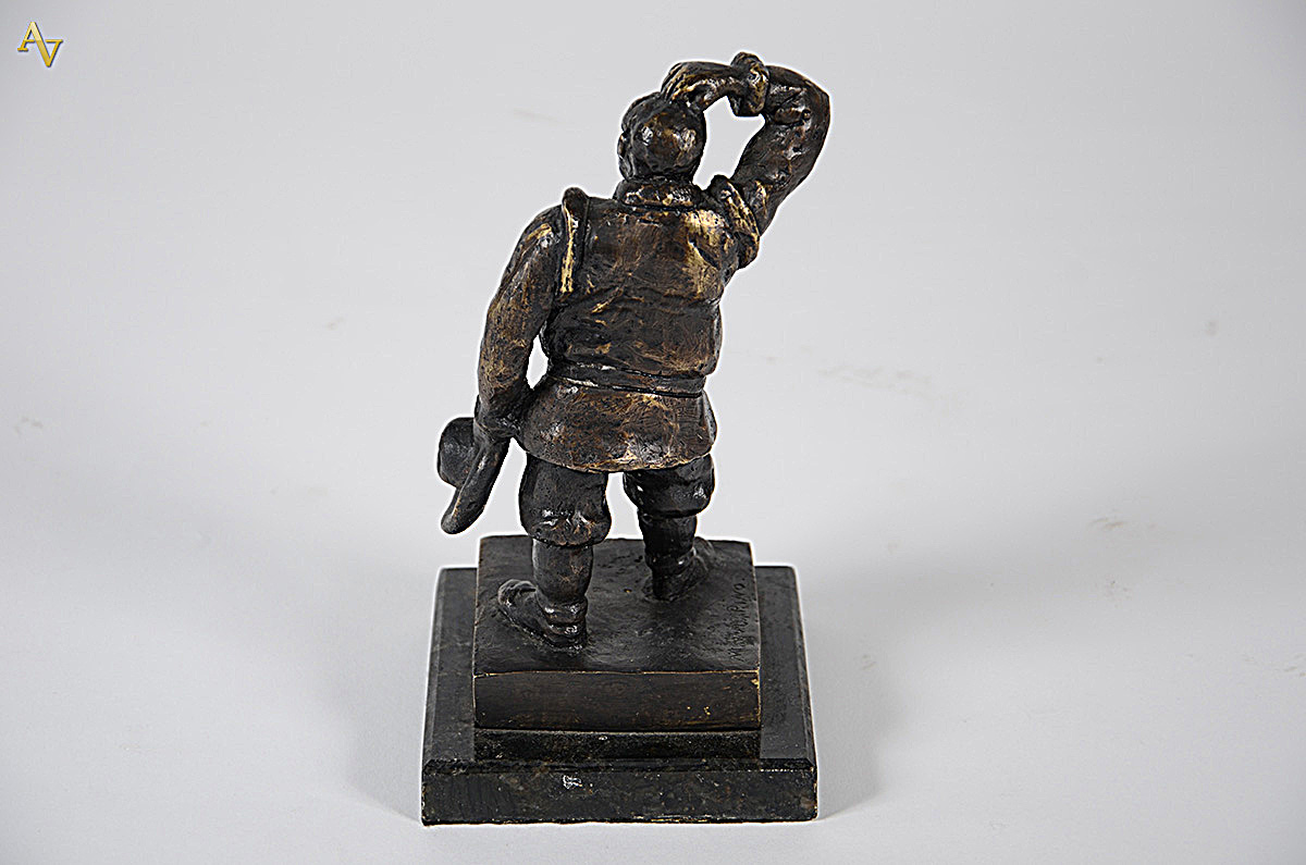 Escultura de bronze repres.figura de Espanhol - Alt: 25cm. - foto 2 de 3