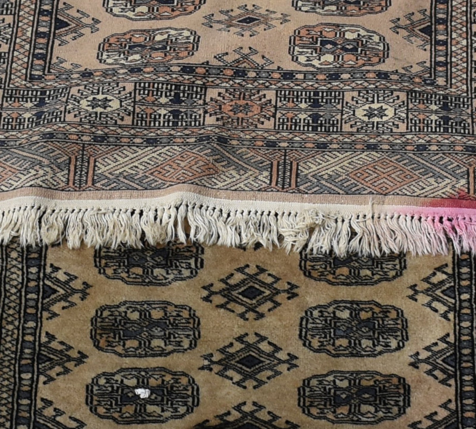 Tapete pakistan (manchado e com partes rapé). - foto 2 de 7