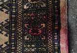 Tapete pakistan (manchado e com partes rapé). - Tapete pakistan (manchado e com partes rapé).