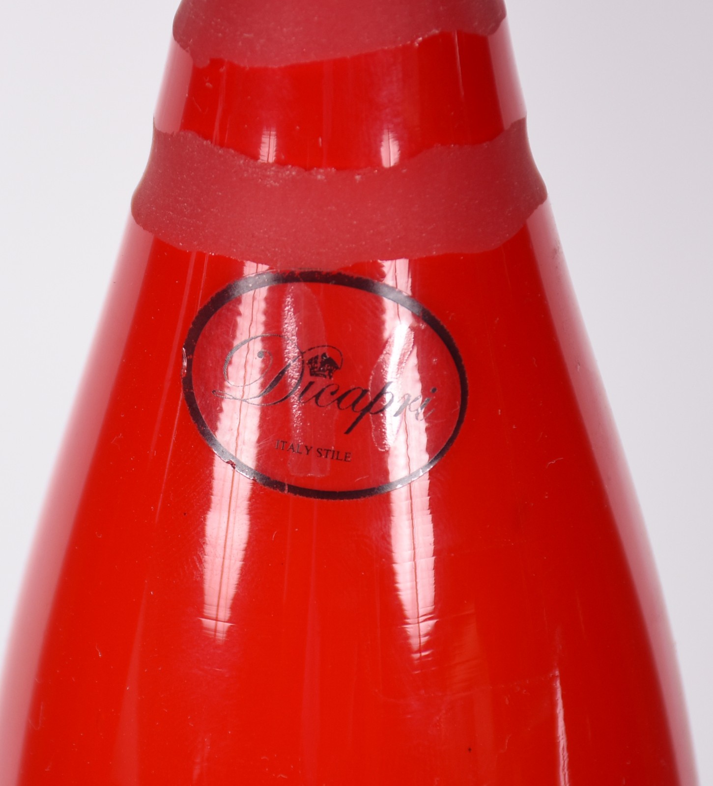 Quatro peças decorativas de vidro vermelho, sendo 2 solifleurs, um... - foto 4 de 4