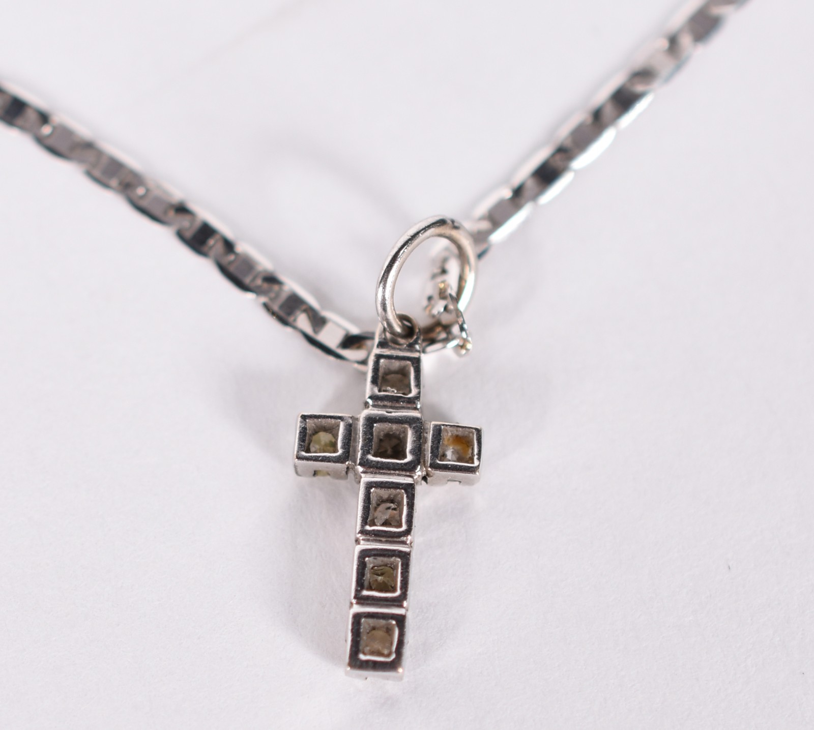 Cordão de ouro branco 18 k contrastado 750 modelo laminado, com um... - foto 4 de 4