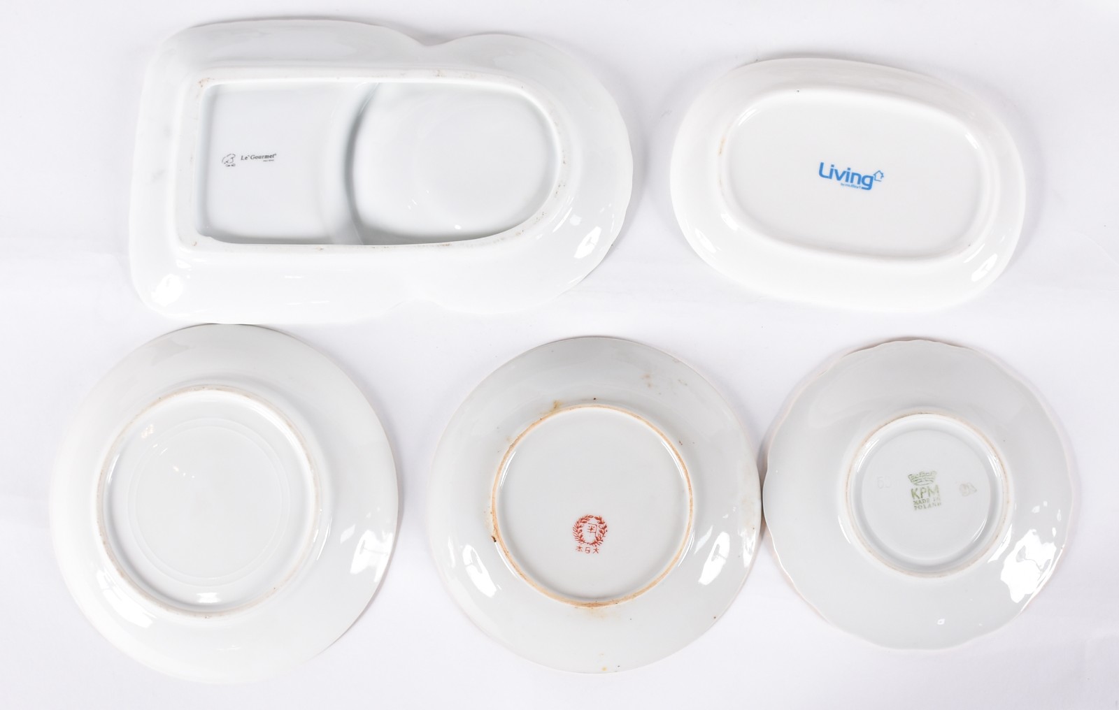 Diversas peças, sendo: 8 xícaras com pires de porcelana Noritake, 2... - foto 4 de 8