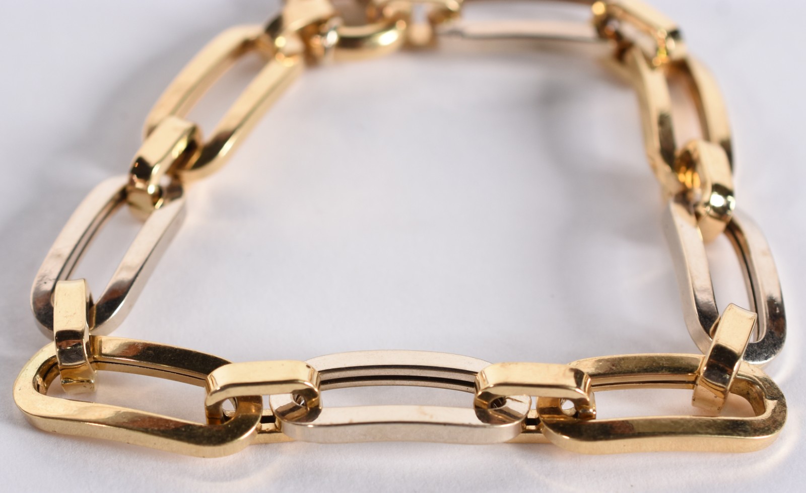 Pulseira em ouro 18 k e ouro branco contraste 750 feitio elos longos... - foto 2 de 5