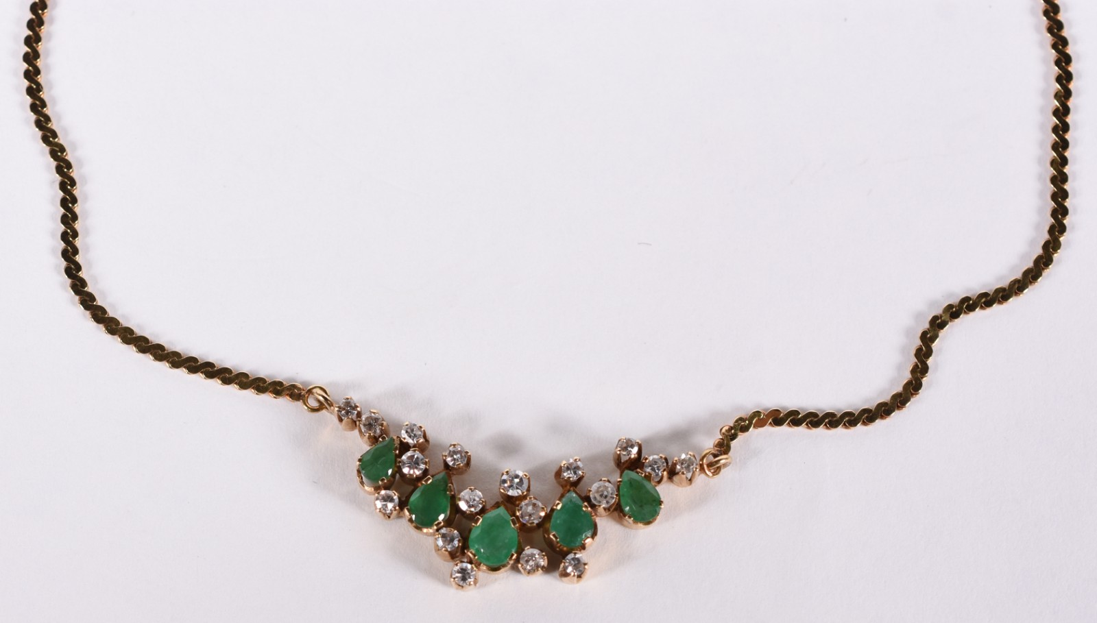 Colar de ouro 18 k contraste 750 com pendente fixo com 18 diamantes... - foto 1 de 4
