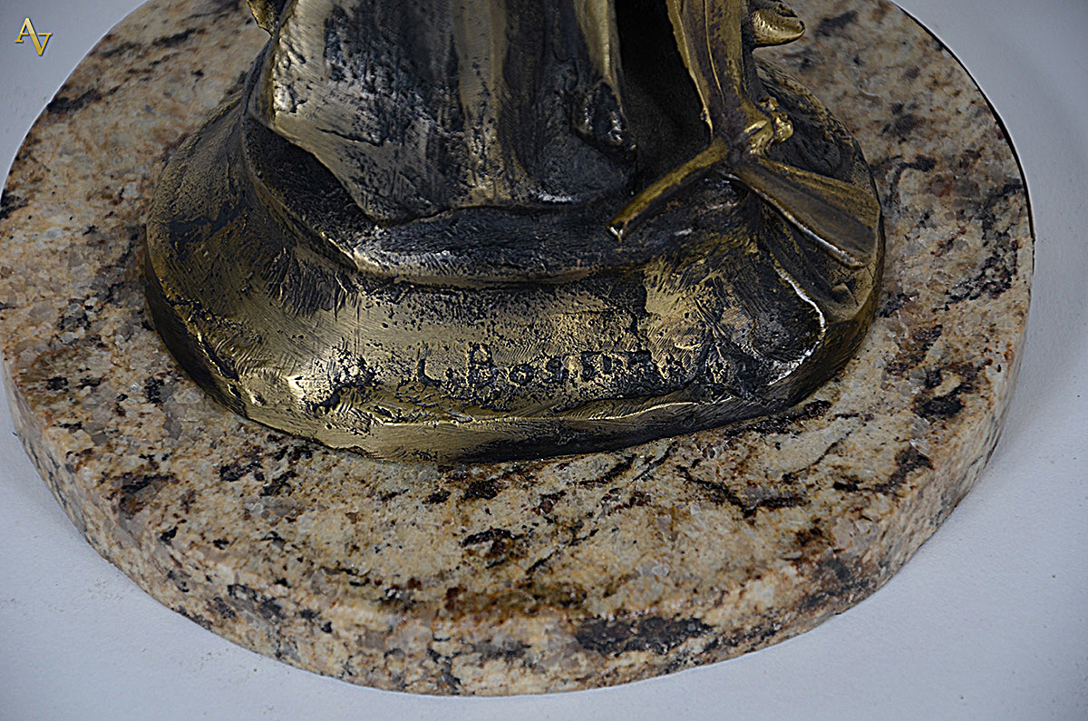 Estatueta de bronze representando mulher com libélulas. Altura 49 cm - foto 3 de 5