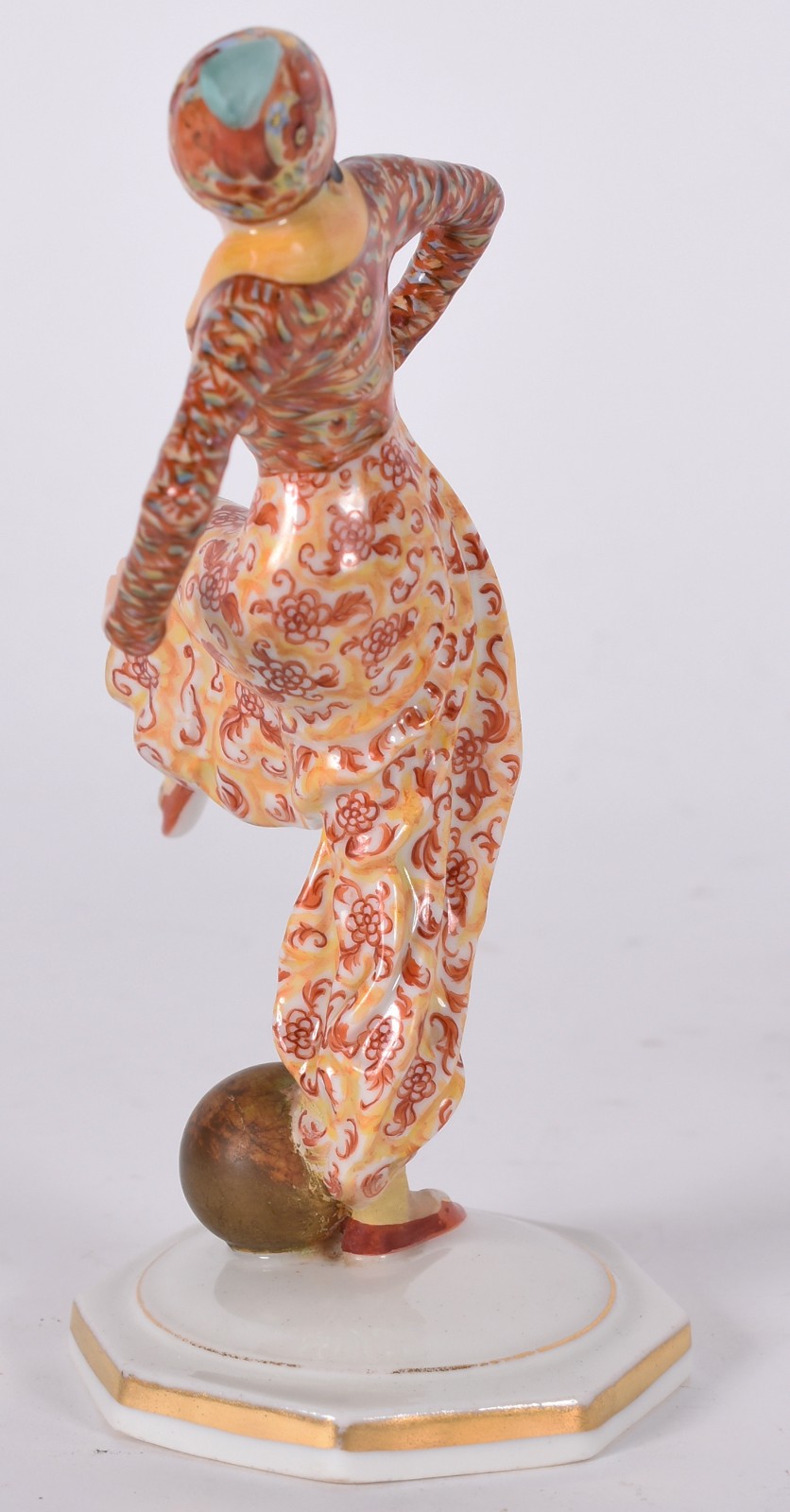 Estatueta de porcelana alemã Selb Bavaria, representando dançarina em... - foto 4 de 6