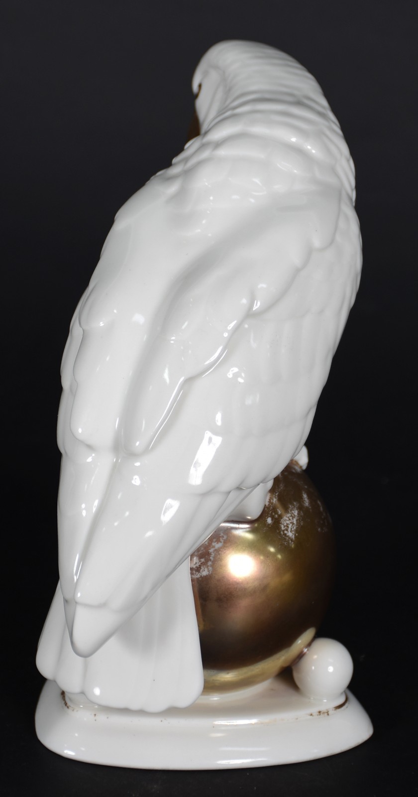 Estatueta de porcelana alemã Selb Bavaria em branco e dourado... - foto 3 de 5