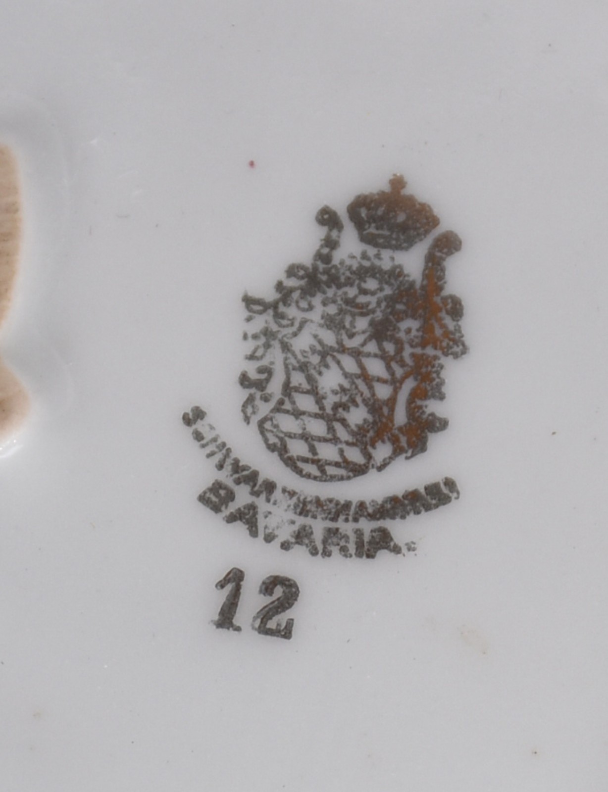 Diversas peças, sendo: Jogo para bolo de porcelana alemã da Bavaria... - foto 4 de 5